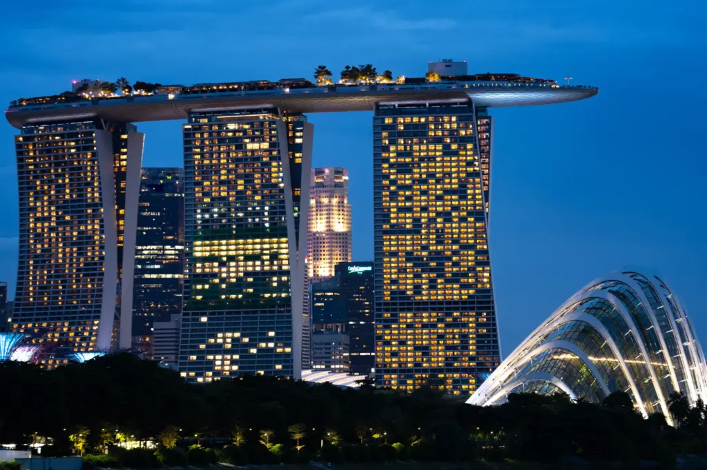 Drone Pilot for Shoot in Marina Bay Sands