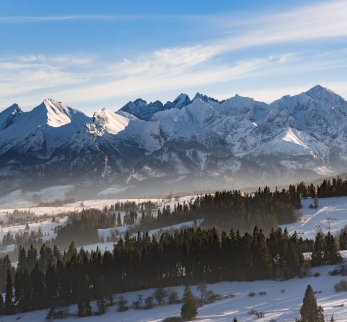 Tatra Mountains and Zakopane (1) Malownicza panorama Tatr i wsi Zakopane w Polsce.