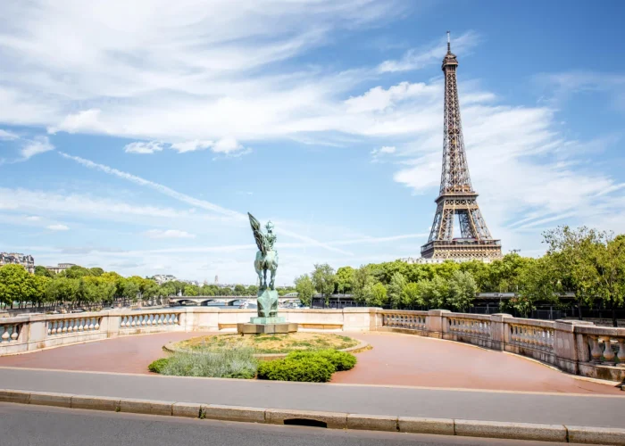 Drone Pilots for Shoot in France