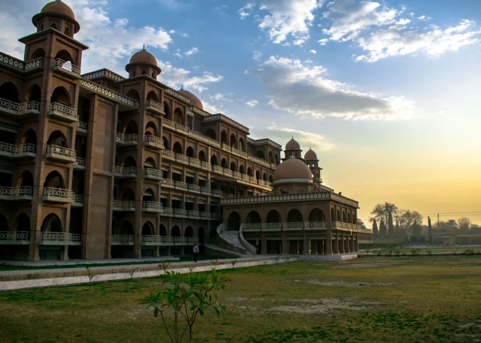 Drone Pilots for Shoots in Lucknow