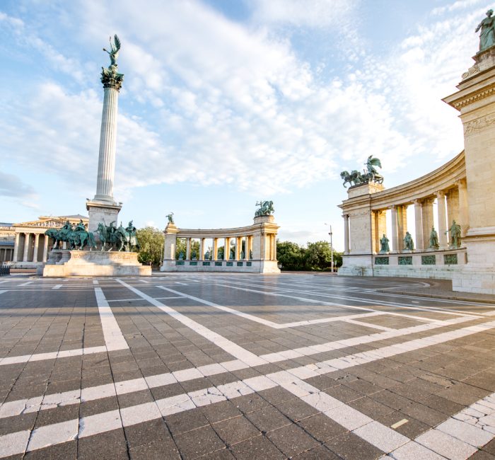 heroes-square-in-budapest-2023-11-27-05-34-49-utc (1) heroes-square-in-budapest-2023-11-27-05-34-49-utc (1)