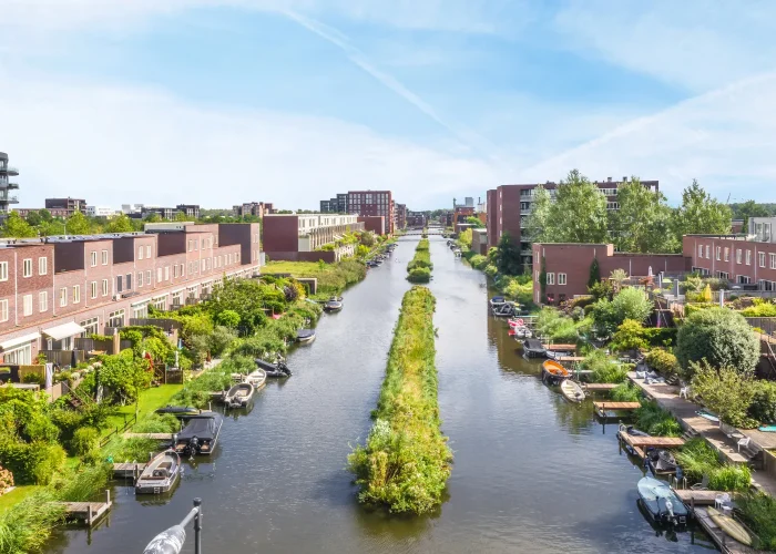 Drone Pilot for Shoot in luxury residential building in Amsterdam canals