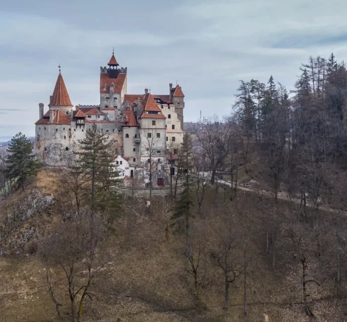 medieval-bran-castle-brasov-transylvania-romania-2024-09-12-10-14-39-utc medieval-bran-castle-brasov-transylvania-romania-2024-09-12-10-14-39-utc