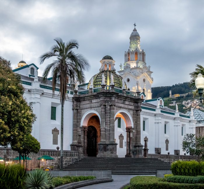 Plaza Grande and Metropolitan Cathedral – Quito, Ecuador Plaza Grande and Metropolitan Cathedral - Quito, Ecuador